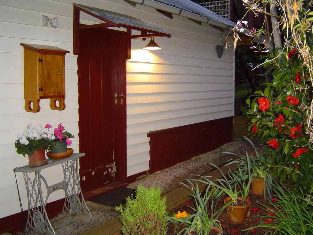 Stone's Throw Bed & Breakfast 4*